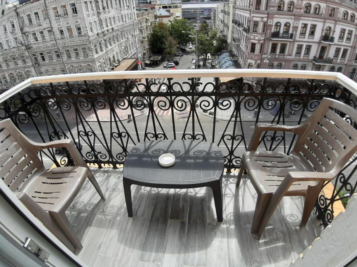 Appartement Яркая История à Kiev Extérieur photo